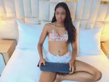 amara_petite from Chaturbate