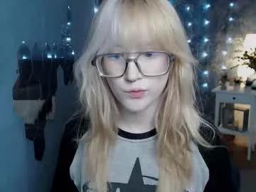 Girls: discover live performances with matured cam models, from teasing to fixations, in a variety of stunning live sex cams.