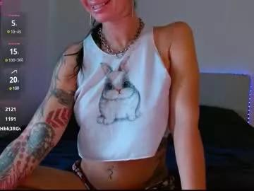Girls: discover live performances with matured cam models, from teasing to fixations, in a variety of stunning live sex cams.