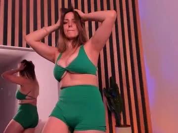 Girls: discover live performances with matured cam models, from teasing to fixations, in a variety of stunning live sex cams.