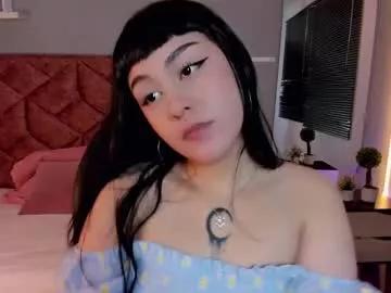 Girls: discover live performances with matured cam models, from teasing to fixations, in a variety of stunning live sex cams.