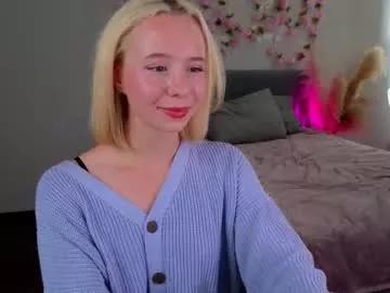Girls: discover live performances with matured cam models, from teasing to fixations, in a variety of stunning live sex cams.
