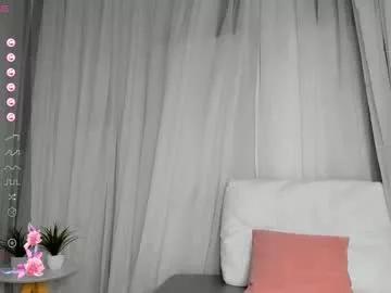 Girls: discover live performances with matured cam models, from teasing to fixations, in a variety of stunning live sex cams.