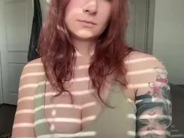 Girls: discover live performances with matured cam models, from teasing to fixations, in a variety of stunning live sex cams.