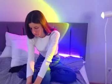 Girls: discover live performances with matured cam models, from teasing to fixations, in a variety of stunning live sex cams.