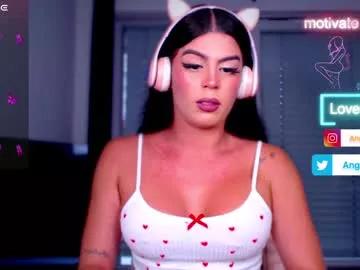 Girls: discover live performances with matured cam models, from teasing to fixations, in a variety of stunning live sex cams.