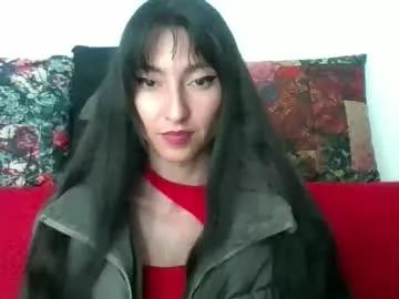 Girls: discover live performances with matured cam models, from teasing to fixations, in a variety of stunning live sex cams.
