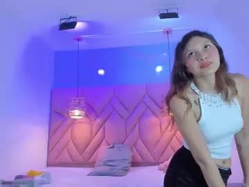 Girls: discover live performances with matured cam models, from teasing to fixations, in a variety of stunning live sex cams.