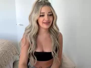 Girls: discover live performances with matured cam models, from teasing to fixations, in a variety of stunning live sex cams.