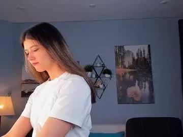 Girls: discover live performances with matured cam models, from teasing to fixations, in a variety of stunning live sex cams.