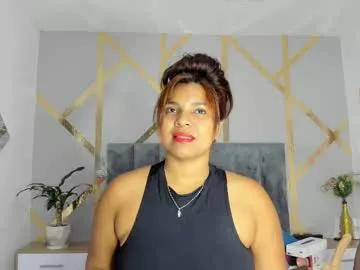 Girls: discover live performances with matured cam models, from teasing to fixations, in a variety of stunning live sex cams.