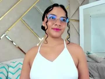 Girls: discover live performances with matured cam models, from teasing to fixations, in a variety of stunning live sex cams.