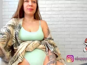 Girls: discover live performances with matured cam models, from teasing to fixations, in a variety of stunning live sex cams.