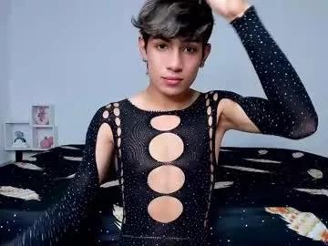 Girls: discover live performances with matured cam models, from teasing to fixations, in a variety of stunning live sex cams.