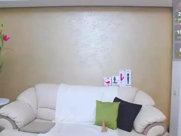 Girls: discover live performances with matured cam models, from teasing to fixations, in a variety of stunning live sex cams.