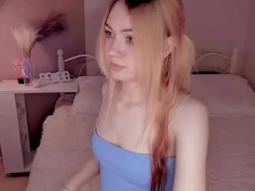 Girls: discover live performances with matured cam models, from teasing to fixations, in a variety of stunning live sex cams.