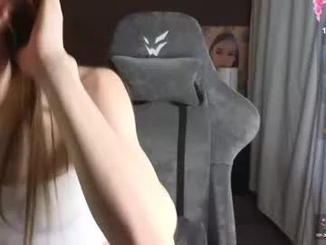 Girls: discover live performances with matured cam models, from teasing to fixations, in a variety of stunning live sex cams.