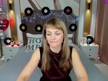 Girls: discover live performances with matured cam models, from teasing to fixations, in a variety of stunning live sex cams.