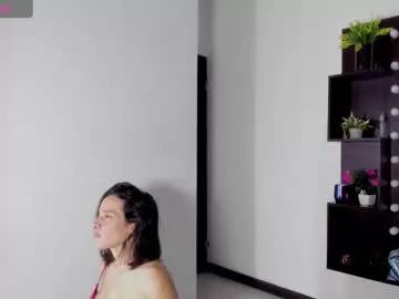 Girls: discover live performances with matured cam models, from teasing to fixations, in a variety of stunning live sex cams.