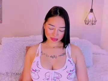 Girls: discover live performances with matured cam models, from teasing to fixations, in a variety of stunning live sex cams.