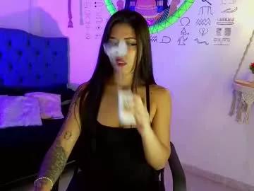 Girls: discover live performances with matured cam models, from teasing to fixations, in a variety of stunning live sex cams.