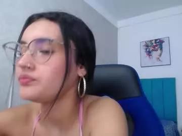 Girls: discover live performances with matured cam models, from teasing to fixations, in a variety of stunning live sex cams.