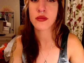 Girls: discover live performances with matured cam models, from teasing to fixations, in a variety of stunning live sex cams.