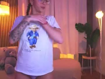 approved_18 from Chaturbate