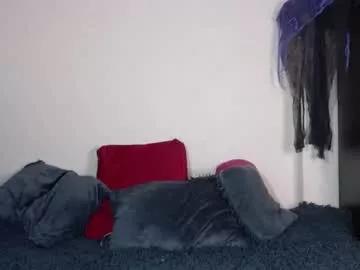Girls: discover live performances with matured cam models, from teasing to fixations, in a variety of stunning live sex cams.
