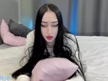 Girls: discover live performances with matured cam models, from teasing to fixations, in a variety of stunning live sex cams.
