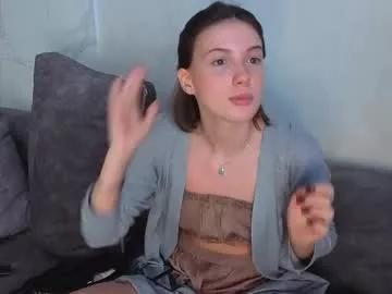 Girls: discover live performances with matured cam models, from teasing to fixations, in a variety of stunning live sex cams.