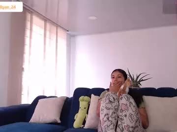 Girls: discover live performances with matured cam models, from teasing to fixations, in a variety of stunning live sex cams.