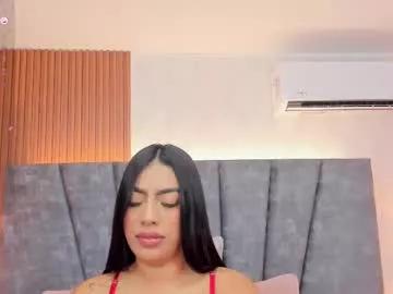 Girls: discover live performances with matured cam models, from teasing to fixations, in a variety of stunning live sex cams.