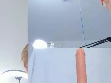 Girls: discover live performances with matured cam models, from teasing to fixations, in a variety of stunning live sex cams.