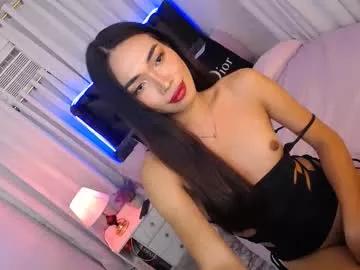 Girls: discover live performances with matured cam models, from teasing to fixations, in a variety of stunning live sex cams.
