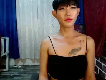 Girls: discover live performances with matured cam models, from teasing to fixations, in a variety of stunning live sex cams.