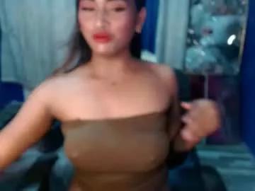 Girls: discover live performances with matured cam models, from teasing to fixations, in a variety of stunning live sex cams.