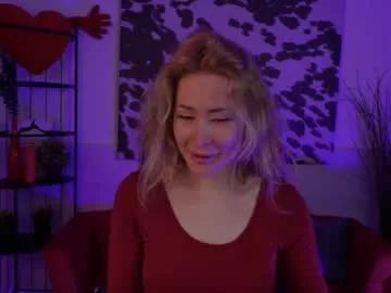 Girls: discover live performances with matured cam models, from teasing to fixations, in a variety of stunning live sex cams.