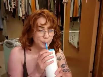 autumnbuttons from Chaturbate