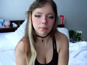 Girls: discover live performances with matured cam models, from teasing to fixations, in a variety of stunning live sex cams.