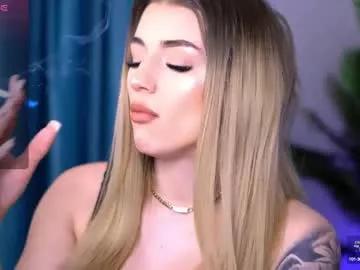 Girls: discover live performances with matured cam models, from teasing to fixations, in a variety of stunning live sex cams.