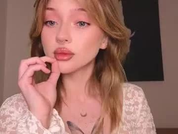 Girls: discover live performances with matured cam models, from teasing to fixations, in a variety of stunning live sex cams.