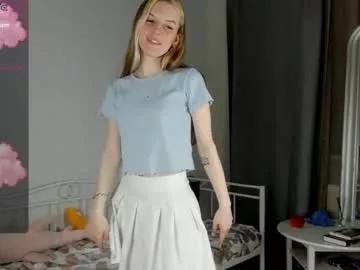 Girls: discover live performances with matured cam models, from teasing to fixations, in a variety of stunning live sex cams.