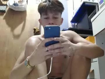 Girls: discover live performances with matured cam models, from teasing to fixations, in a variety of stunning live sex cams.