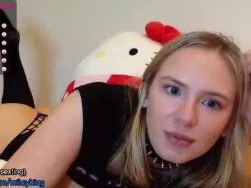 babygirlinlace from Chaturbate