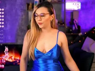 Girls: discover live performances with matured cam models, from teasing to fixations, in a variety of stunning live sex cams.