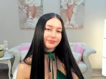 battymoores from Chaturbate