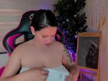 Girls: discover live performances with matured cam models, from teasing to fixations, in a variety of stunning live sex cams.
