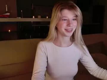 Girls: discover live performances with matured cam models, from teasing to fixations, in a variety of stunning live sex cams.