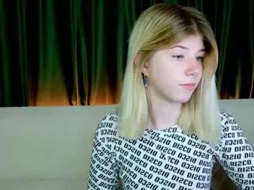 Girls: discover live performances with matured cam models, from teasing to fixations, in a variety of stunning live sex cams.